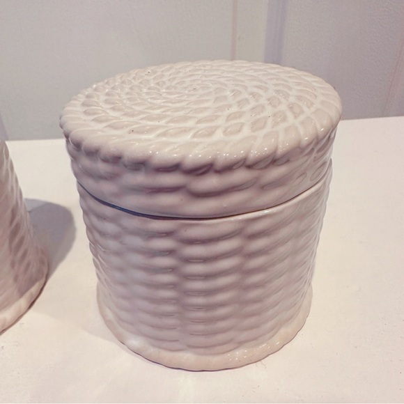 [ 2 FOR $25 ] CERAMIC NAUTICAL ROPE DESIGN CANISTERS WITH LIDS - Picture 4 of 7